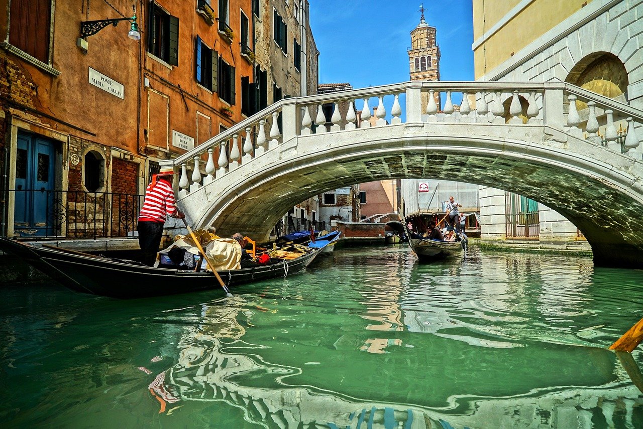 Venice, Italy: Gondolas and Grandeur